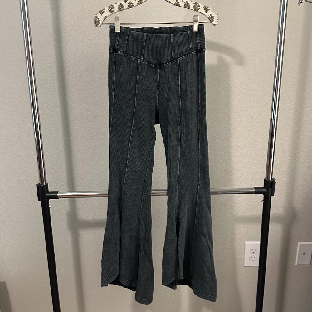 FP Movement Peek A Boo Flare Leggings
